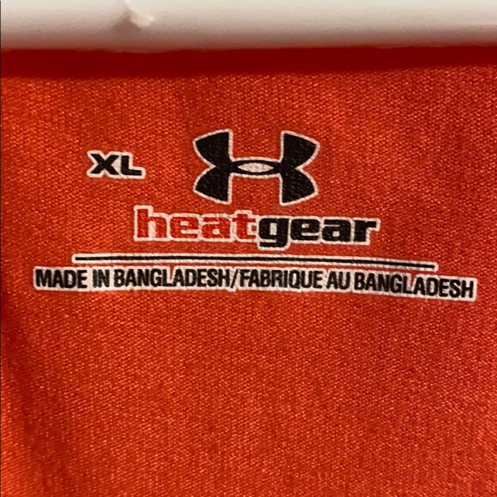 Under Armour top - Picture 2 of 3